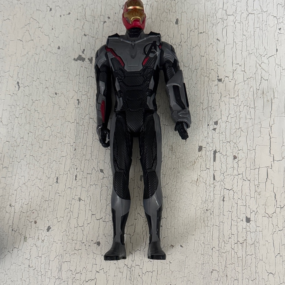 Marvel avenger iron man action figure